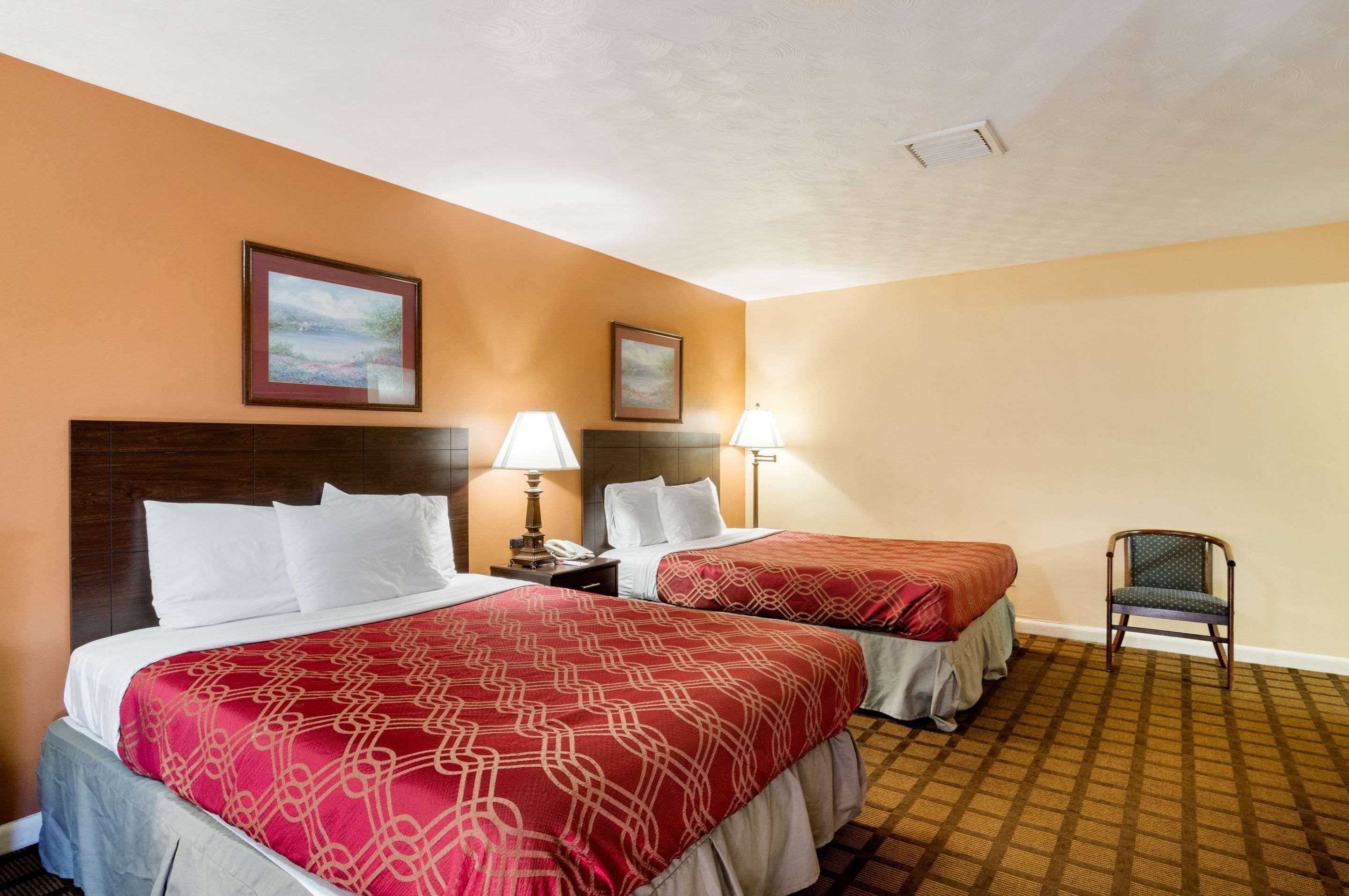 Econo Lodge Boston-Malden Exterior photo