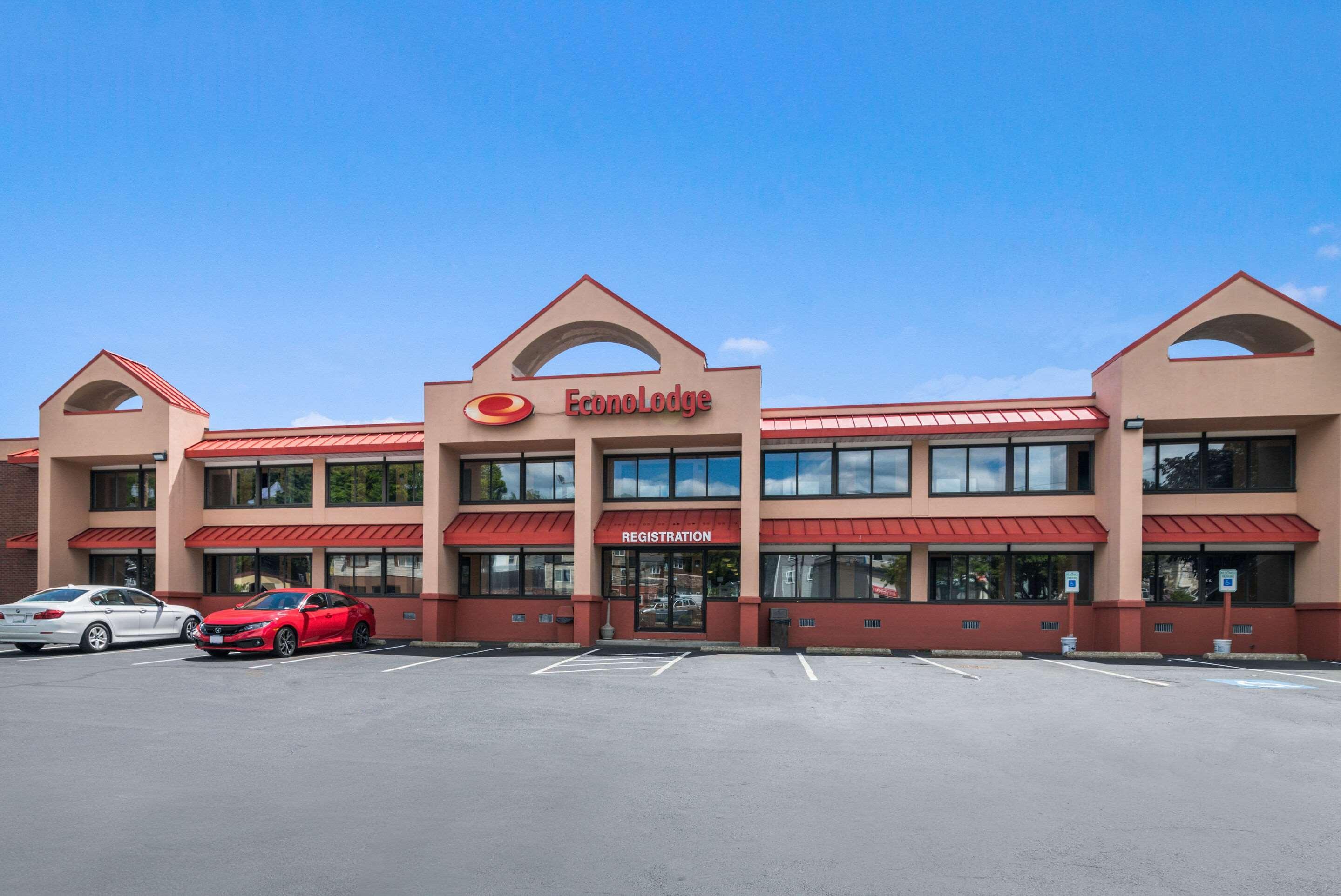 Econo Lodge Boston-Malden Exterior photo