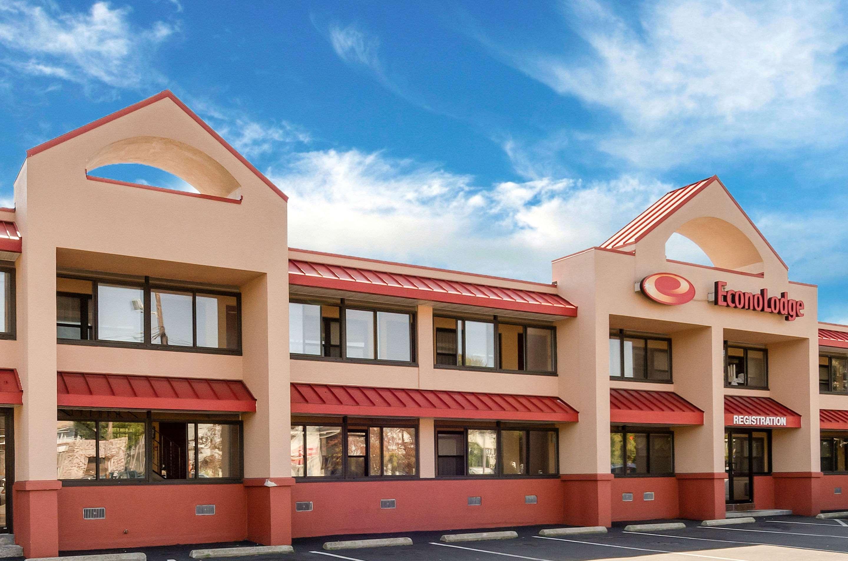Econo Lodge Boston-Malden Exterior photo
