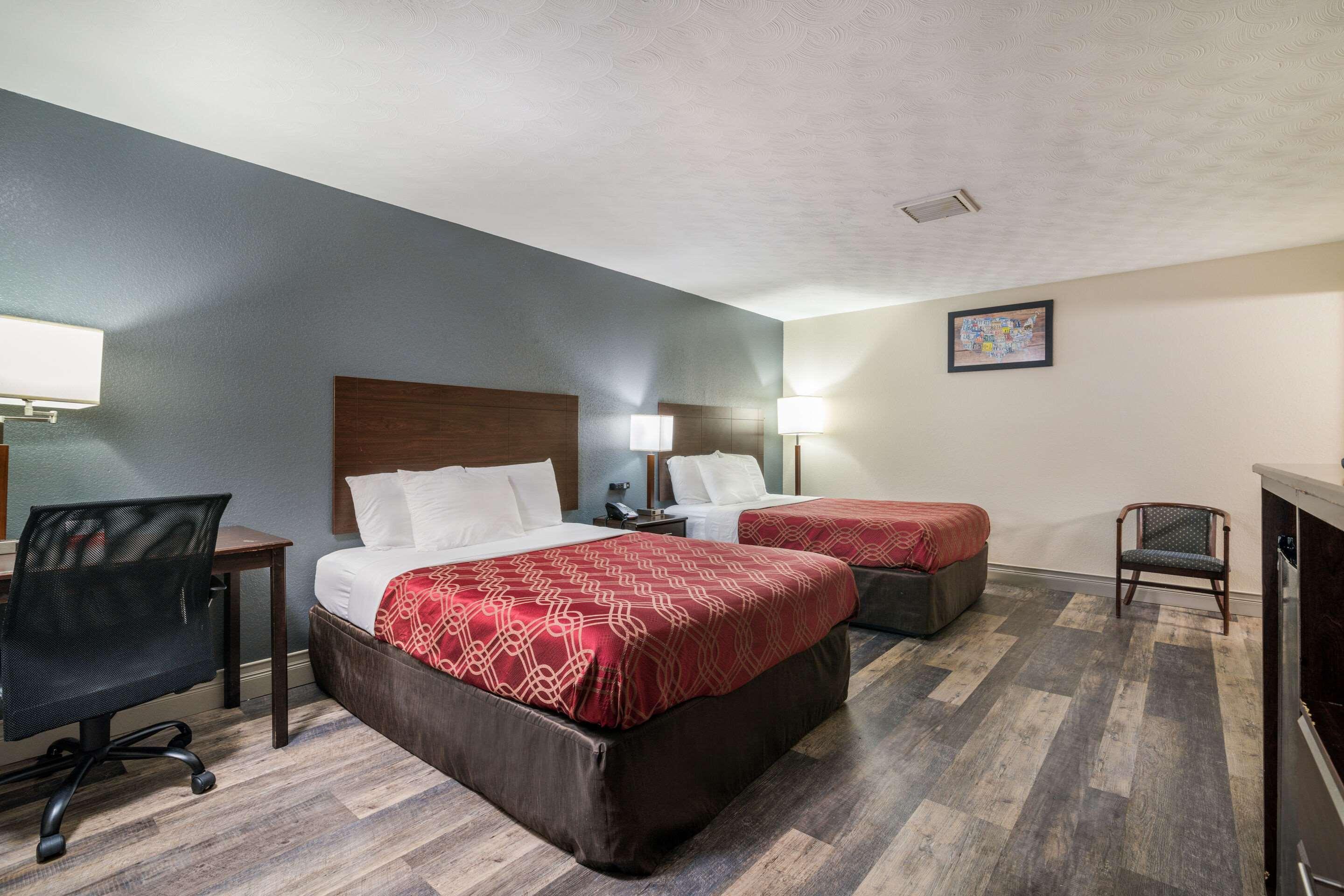 Econo Lodge Boston-Malden Exterior photo